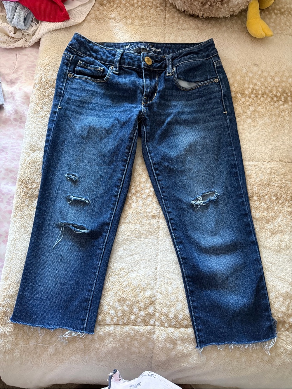 American eagle distressed skinny stretch raw hem jeans